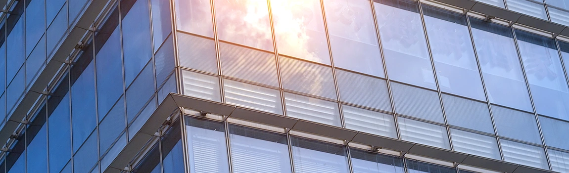 UV-Resistant Glass Experts in Greenacres, FL